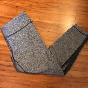 Zella Capri workout leggings